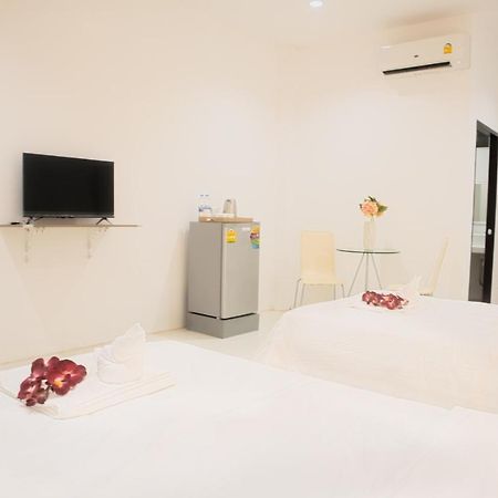 ตะวันแมนชั่น Apartment Ban Na Khua Exterior foto