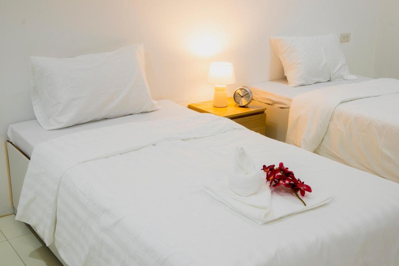 ตะวันแมนชั่น Apartment Ban Na Khua Exterior foto